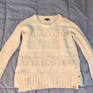 American Eagle crew neck sweater